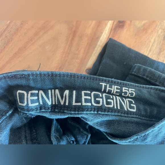 Jeans - Picture 4 of 4